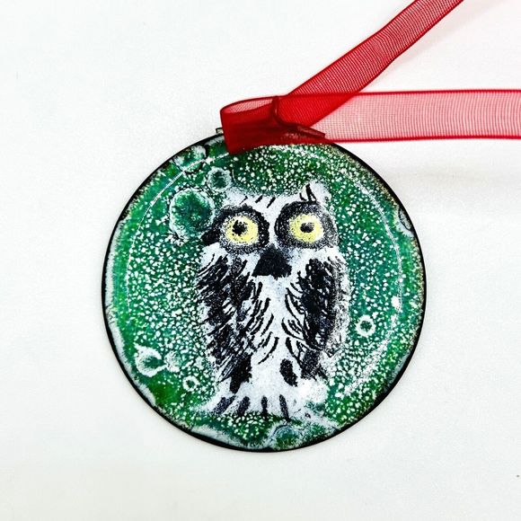 Vintage Owl Pendant Enamel on Copper Handmade Green 2 inches - Picture 2 of 7